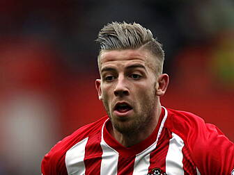 Tottenham sign Alderweireld bu...